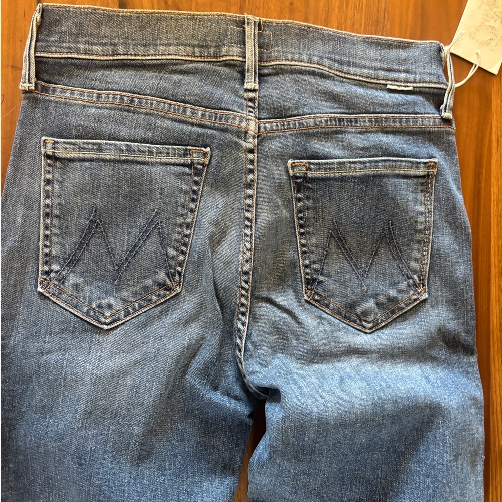 MOTHER | The Mid Rise Dazzler Ankle Fray | 27 - Picture 4 of 7